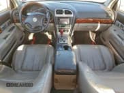 ✅ 2003 Lincoln LS • VIN: 1LNHM86S73Y666336 • Lot: 96229575. Wystawiony na Copart z przebiegiem 97 120 mil. Bezpłatny archiwum sprzedaży aukcyjnych z USA i szczegółowy raport historii pojazdu na DreamBid. Zdjęcie 8.