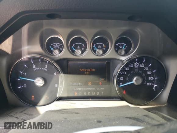 ✅ 2014 Ford F-250 Lariat • VIN: 1FT7W2BT0EEA51783 • Lot: 69184515. Listed on Copart with 216,699 mi. Free auction sales archive from the USA and detailed vehicle history report at DreamBid. Image 9.