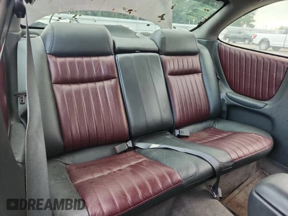 ✅ 2002 Pontiac Grand Prix GT • VIN: 1G2WP12K62F267108 • Lot: 64470845. Listed on Copart with 112,997 mi. Free auction sales archive from the USA and detailed vehicle history report at DreamBid. Image 10.