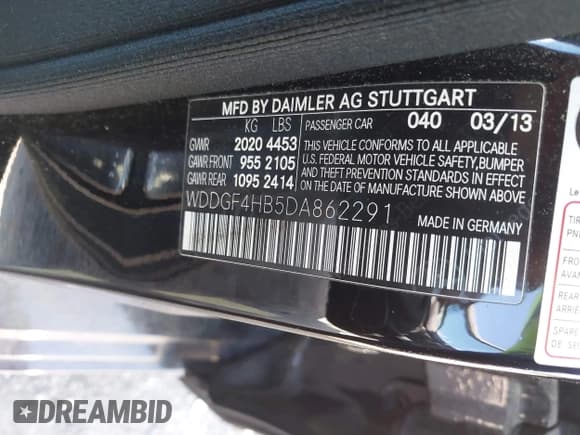 ✅ 2013 Mercedes-Benz C 250 Sport • VIN: WDDGF4HB5DA862291 • Lot: 43457284. Wystawiony na IAAI z przebiegiem Nie podano. Bezpłatny archiwum sprzedaży aukcyjnych z USA i szczegółowy raport historii pojazdu na DreamBid. Zdjęcie 9.