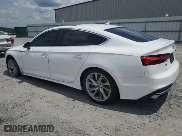 ✅ 2020 Audi A5 Sportback Premium • VIN: WAUANCF53LA014089 • Лот: 66083115. Опубликован ранее на Copart с пробегом 66 145 миль. Бесплатный доступ к архиву аукционных продаж из США и подробный отчёт об истории автомобиля на DreamBid. Изображение 2.