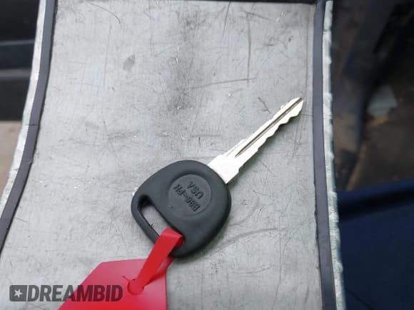 ✅ 2000 Chevrolet Silverado 1500 LS • VIN: 2GCEC19T5Y1122725 • Лот: 43815165. Опубликован ранее на IAAI с пробегом 352 070 миль. Бесплатный доступ к архиву аукционных продаж из США и подробный отчёт об истории автомобиля на DreamBid. Изображение 11.