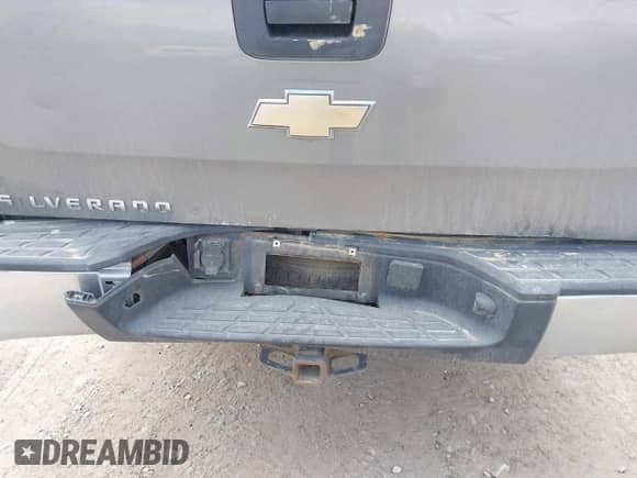 2008 Chevrolet Silverado 1500 Work Truck with VIN 1GCEC19X88Z192472, listed as a IAAI auction lot 41750884 with 191,650 mi miles and . Bid and sale history available at DreamBid. Image 12.