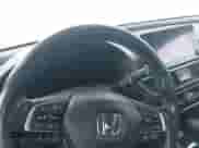 2021 Honda Accord EX-L z VIN 1HGCV1F56MA092756, wystawiony jako IAAI lot #43489233 z przebiegiem 111 126 mil mil oraz . Historia ofert i sprzedaży dostępna na DreamBid. Obrazek 14.