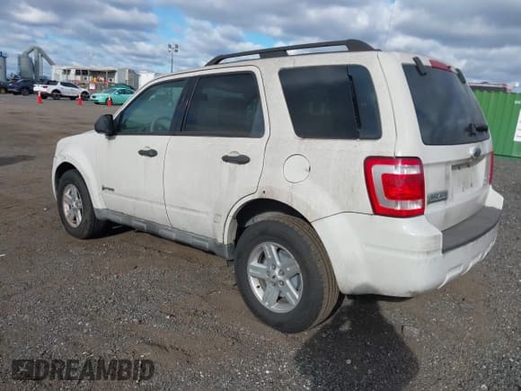 ✅ 2009 Ford Escape Hybrid • VIN: 1FMCU59399KB39651 • Lot: 43716212. Wystawiony na IAAI z przebiegiem 113 770 mil. Bezpłatny archiwum sprzedaży aukcyjnych z USA i szczegółowy raport historii pojazdu na DreamBid. Zdjęcie 3.
