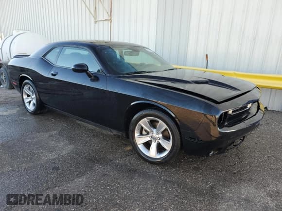 ✅ 2022 Dodge Challenger SXT • VIN: 2C3CDZAG2NH181580 • Lot: 80930863. Wystawiony na Copart z przebiegiem 29 646 mil. Bezpłatny archiwum sprzedaży aukcyjnych z USA i szczegółowy raport historii pojazdu na DreamBid. Zdjęcie 4.
