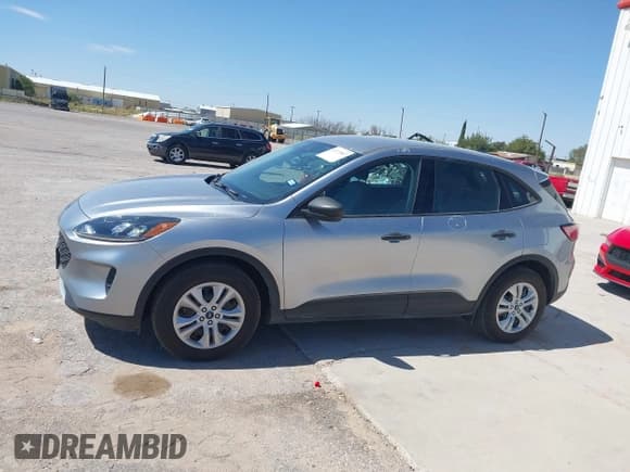 ✅ 2022 Ford Escape S • VIN: 1FMCU0F68NUA34518 • Lot: 43272887. Wystawiony na IAAI z przebiegiem 63 021 mil. Bezpłatny archiwum sprzedaży aukcyjnych z USA i szczegółowy raport historii pojazdu na DreamBid. Zdjęcie 14.