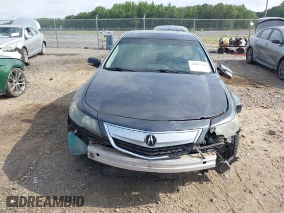 ✅ 2013 Acura TL • VIN: 19UUA8F2XDA003348 • Lot: 42647319. Listed on IAAI with 146,140 mi. Free auction sales archive from the USA and detailed vehicle history report at DreamBid. Image 13.