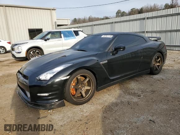 ✅ 2014 Nissan GT-R Premium • VIN: JN1AR5EF5EM271496 • Lot: 49167775. Listed on Copart with 83,029 mi. Free auction sales archive from the USA and detailed vehicle history report at DreamBid. Image 1.
