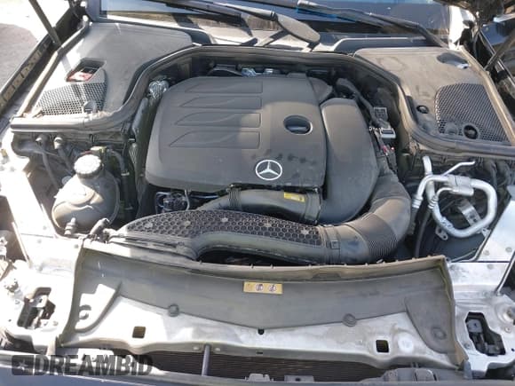 ✅ 2022 Mercedes-Benz E 350 • VIN: W1KZF8DB6NB026720 • Лот: 41603311. Опубликован ранее на IAAI с пробегом Не указан. Бесплатный доступ к архиву аукционных продаж из США и подробный отчёт об истории автомобиля на DreamBid. Изображение 10.