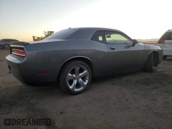 ✅ 2012 Dodge Challenger R/T Plus • VIN: 2C3CDYBT9CH253734 • Lot: 90611465. Wystawiony na Copart z przebiegiem 60 669 mil. Bezpłatny archiwum sprzedaży aukcyjnych z USA i szczegółowy raport historii pojazdu na DreamBid. Zdjęcie 3.