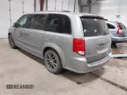 ✅ 2017 Dodge Grand Caravan SXT • VIN: 2C4RDGCG1HR554176 • Lot: 43617027. Wystawiony na IAAI z przebiegiem 217 653 mil. Bezpłatny archiwum sprzedaży aukcyjnych z USA i szczegółowy raport historii pojazdu na DreamBid. Zdjęcie 3.