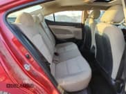 ✅ 2019 Hyundai Elantra Value Edition • VIN: 5NPD84LF0KH423247 • Lot: 86518465. Wystawiony na Copart z przebiegiem 137 692 mil. Bezpłatny archiwum sprzedaży aukcyjnych z USA i szczegółowy raport historii pojazdu na DreamBid. Zdjęcie 10.