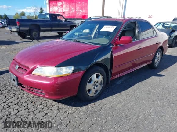 2002 Honda Accord EX с VIN 1HGCG16572A017619, выставлен на аукционе IAAI как лот 43426260 с пробегом 178 810 миль миль и . История ставок и продаж доступна на DreamBid. Изображение 2.