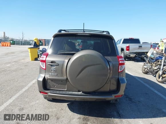 ✅ 2012 Toyota RAV4 • VIN: 2T3ZF4DV0CW133117 • Lot: 43593881. Wystawiony na IAAI z przebiegiem Nie podano. Bezpłatny archiwum sprzedaży aukcyjnych z USA i szczegółowy raport historii pojazdu na DreamBid. Zdjęcie 15.