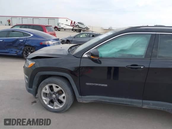 2021 Jeep Compass Limited with VIN 3C4NJDCB8MT525646, listed as a IAAI auction lot 43334288 with 62,916 mi miles and . Bid and sale history available at DreamBid. Image 18.