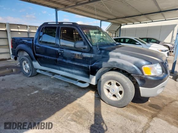✅ 2003 Ford Explorer Sport Trac XLS • VIN: 1FMZU67E33UA41036 • Lot: 86667165. Wystawiony na Copart z przebiegiem 221 484 mil. Bezpłatny archiwum sprzedaży aukcyjnych z USA i szczegółowy raport historii pojazdu na DreamBid. Zdjęcie 4.