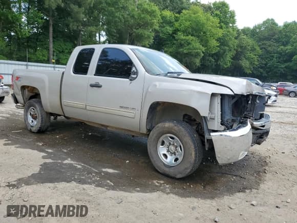 ✅ 2009 Chevrolet Silverado 2500HD LT • VIN: 1GCHK59KX9E127286 • Лот: 59384965. Опубликован ранее на Copart с пробегом 303 202 миль. Бесплатный доступ к архиву аукционных продаж из США и подробный отчёт об истории автомобиля на DreamBid. Изображение 4.