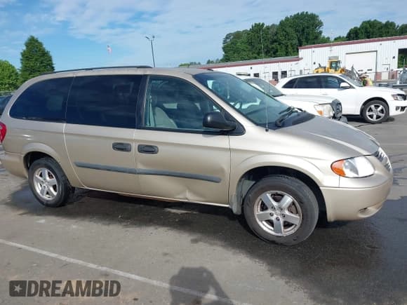 ✅ 2006 Dodge Grand Caravan SE • VIN: 1D4GP24R36B734422 • Lot: 42302517. Wystawiony na IAAI z przebiegiem 217 946 mil. Bezpłatny archiwum sprzedaży aukcyjnych z USA i szczegółowy raport historii pojazdu na DreamBid. Zdjęcie 13.