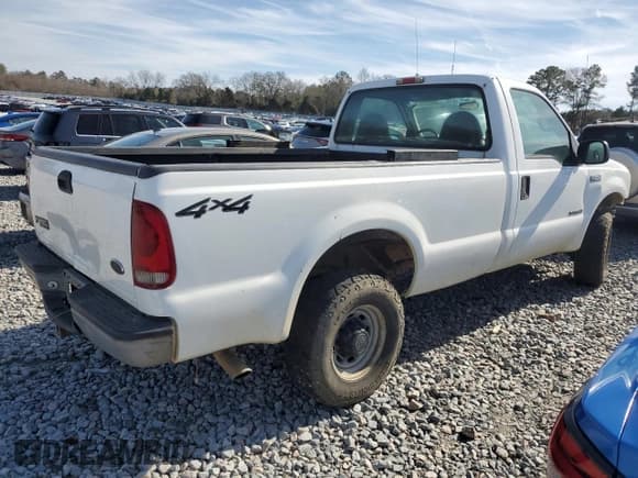 ✅ 2000 Ford F-250 XL • VIN: 1FTNF21F6YEE07189 • Lot: 88033105. Listed on Copart with 255,739 mi. Free auction sales archive from the USA and detailed vehicle history report at DreamBid. Image 3.
