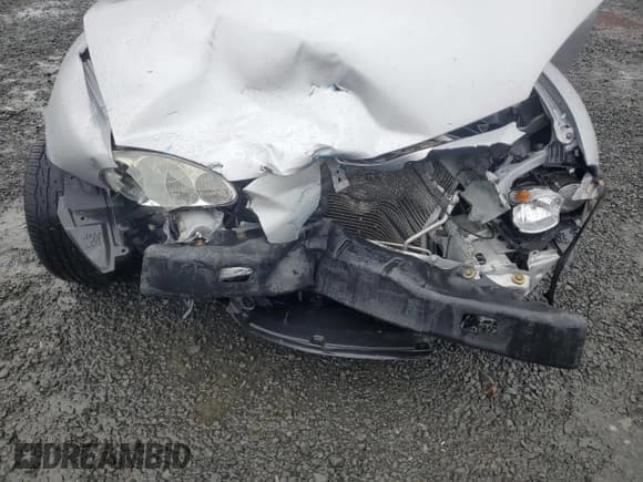 ✅ 2004 Mazda MX-5 Miata LS • VIN: JM1NB353840402455 • Lot: 86478215. Listed on Copart with 86,100 mi. Free auction sales archive from the USA and detailed vehicle history report at DreamBid. Image 11.