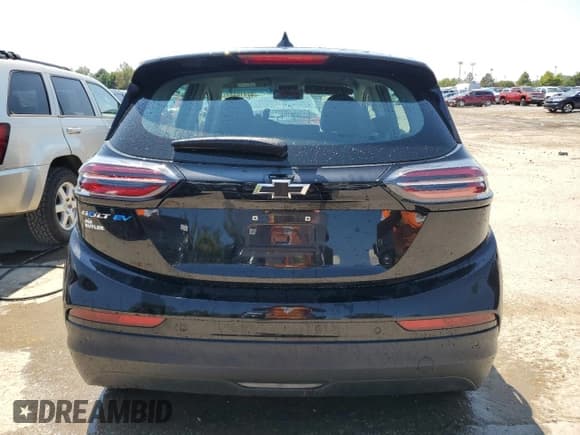✅ 2023 Chevrolet Bolt EV 2LT • VIN: 1G1FX6S0XP4159691 • Lot: 67410324. Wystawiony na Copart z przebiegiem 47 161 mil. Bezpłatny archiwum sprzedaży aukcyjnych z USA i szczegółowy raport historii pojazdu na DreamBid. Zdjęcie 6.