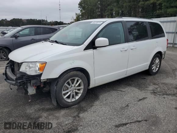 ✅ 2019 Dodge Grand Caravan SXT • VIN: 2C4RDGCG6KR773092 • Лот: 90235015. Опубликован ранее на Copart с пробегом 121 553 миль. Бесплатный доступ к архиву аукционных продаж из США и подробный отчёт об истории автомобиля на DreamBid. Изображение 1.
