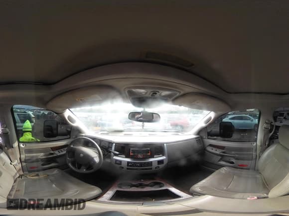 ✅ 2008 Dodge RAM • VIN: 3D3KS28A58G194535 • Lot: 43537080. Wystawiony na IAAI z przebiegiem 280 390 mil. Bezpłatny archiwum sprzedaży aukcyjnych z USA i szczegółowy raport historii pojazdu na DreamBid. Zdjęcie 18.