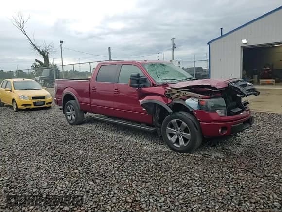 ✅ 2014 Ford F-150 XL • VIN: 1FTFW1ET5EKG37687 • Lot: 70248965. Wystawiony na Copart z przebiegiem 152 048 mil. Bezpłatny archiwum sprzedaży aukcyjnych z USA i szczegółowy raport historii pojazdu na DreamBid. Zdjęcie 13.