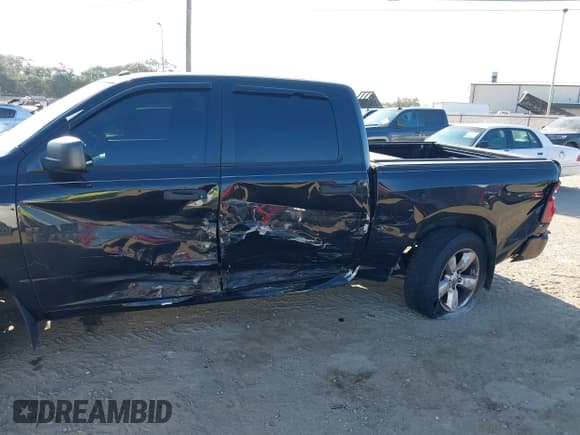 ✅ 2016 Ram 1500 Tradesman • VIN: 3C6RR6KT8GG119032 • Lot: 43789210. Listed on IAAI with 220,168 mi. Free auction sales archive from the USA and detailed vehicle history report at DreamBid. Image 6.
