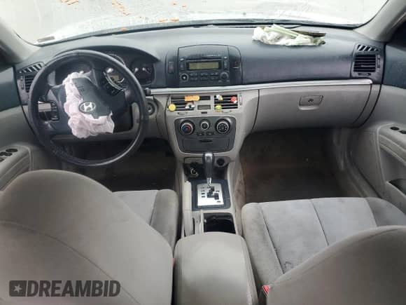 2008 Hyundai Sonata GLS with VIN 5NPET46F08H354728, listed as a Copart auction lot 61333704 with Not provided miles and Salvage title. Bid and sale history available at DreamBid. Image 8.