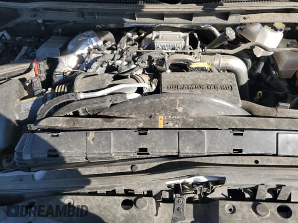 ✅ 2023 Chevrolet Silverado 2500HD • VIN: 1GC3YNEY0PF104870 • Lot: 77604894. Wystawiony na Copart z przebiegiem 49 877 mil. Bezpłatny archiwum sprzedaży aukcyjnych z USA i szczegółowy raport historii pojazdu na DreamBid. Zdjęcie 11.