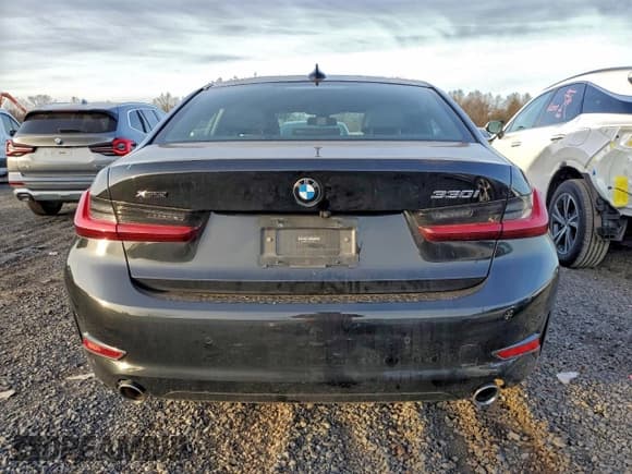 ✅ 2022 BMW 3 Series 330i xDrive • VIN: 3MW5R7J05N8C28198 • Lot: 93342005. Listed on Copart with 75,069 mi. Free auction sales archive from the USA and detailed vehicle history report at DreamBid. Image 6.