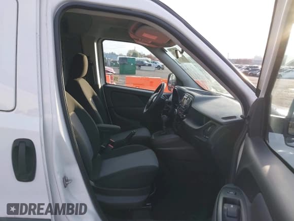 ✅ 2019 Ram ProMaster City Cargo Tradesman • VIN: ZFBHRFAB4K6M31472 • Lot: 43684146. Listed on IAAI with 141,473 mi. Free auction sales archive from the USA and detailed vehicle history report at DreamBid. Image 5.