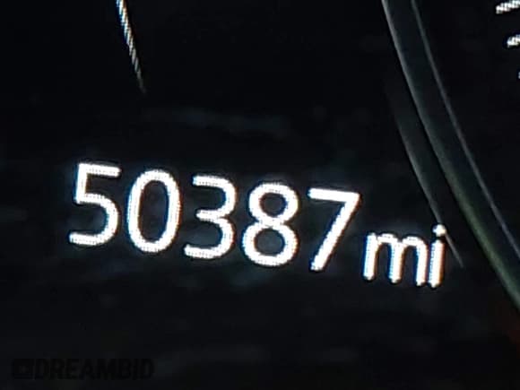 ✅ 2023 Mazda CX-50 Premium Plus • VIN: 7MMVABEY7PN115401 • Лот: 43575616. Опубликован ранее на IAAI с пробегом 50 387 миль. Бесплатный доступ к архиву аукционных продаж из США и подробный отчёт об истории автомобиля на DreamBid. Изображение 16.