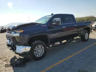✅ 2022 Chevrolet Silverado 2500HD LTZ • VIN: 1GC4YPEY1NF113610 • Lot: 67979915. Wystawiony na Copart z przebiegiem 53 277 mil. Bezpłatny archiwum sprzedaży aukcyjnych z USA i szczegółowy raport historii pojazdu na DreamBid. Zdjęcie 1.