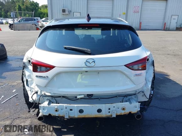 ✅ 2014 Mazda 3 S Grand Touring • VIN: JM1BM1M34E1135720 • Лот: 42801204. Опубликован ранее на IAAI с пробегом 113 304 миль. Бесплатный доступ к архиву аукционных продаж из США и подробный отчёт об истории автомобиля на DreamBid. Изображение 6.