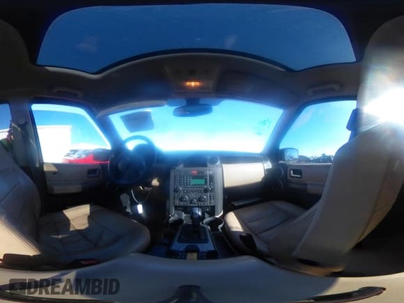 ✅ 2006 Land Rover LR3 HSE • VIN: SALAG25446A361508 • Лот: 41640500. Опубликован ранее на IAAI с пробегом 314 856 миль. Бесплатный доступ к архиву аукционных продаж из США и подробный отчёт об истории автомобиля на DreamBid. Изображение 19.