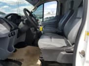 ✅ 2017 Ford Transit • VIN: 1FTYR2ZM3HKB13113 • Лот: 71686545. Опубликован ранее на Copart с пробегом 236 278 миль. Бесплатный доступ к архиву аукционных продаж из США и подробный отчёт об истории автомобиля на DreamBid. Изображение 7.