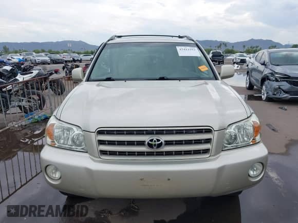 2001 Toyota Highlander с VIN JTEHF21A010002669, выставлен на аукционе IAAI как лот 43411593 с пробегом 145 595 миль миль и . История ставок и продаж доступна на DreamBid. Изображение 12.