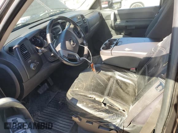 ✅ 2007 Chevrolet Silverado 1500 Work Truck • VIN: 1GCEC19J17E575140 • Lot: 78829764. Listed on Copart with 221,631 mi. Free auction sales archive from the USA and detailed vehicle history report at DreamBid. Image 7.