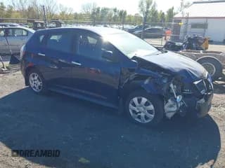 ✅ 2009 Pontiac Vibe 1SB • VIN: 5Y2SP67049Z425579 • Lot: 43470245. Wystawiony na IAAI z przebiegiem 99 600 mil. Bezpłatny archiwum sprzedaży aukcyjnych z USA i szczegółowy raport historii pojazdu na DreamBid. Zdjęcie 1.