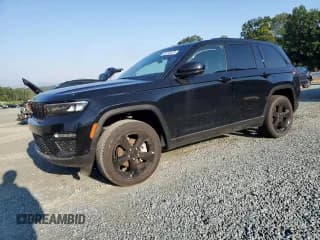 ✅ 2025 Jeep Grand Cherokee Limited • VIN: 1C4RJGBG0SC268717 • Лот: 70773625. Опубликован ранее на Copart с пробегом 1 453 миль. Бесплатный доступ к архиву аукционных продаж из США и подробный отчёт об истории автомобиля на DreamBid. Изображение 1.