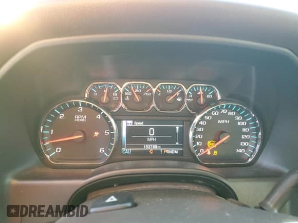 ✅ 2016 Chevrolet Silverado 1500 LT • VIN: 3GCPCRECXGG301748 • Лот: 82127104. Опубликован ранее на Copart с пробегом 153 789 миль. Бесплатный доступ к архиву аукционных продаж из США и подробный отчёт об истории автомобиля на DreamBid. Изображение 9.