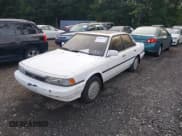 ✅ 1988 Toyota Camry LE • VIN: JT2SV22E5J3248025 • Lot: 42921735. Wystawiony na IAAI z przebiegiem 85 398 mil. Bezpłatny archiwum sprzedaży aukcyjnych z USA i szczegółowy raport historii pojazdu na DreamBid. Zdjęcie 2.