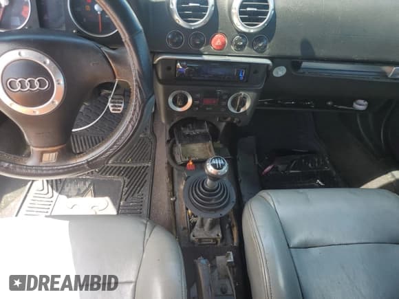 ✅ 2001 Audi TT • VIN: TRUTC28N311001483 • Лот: 68418385. Опубликован ранее на Copart с пробегом 214 414 миль. Бесплатный доступ к архиву аукционных продаж из США и подробный отчёт об истории автомобиля на DreamBid. Изображение 8.