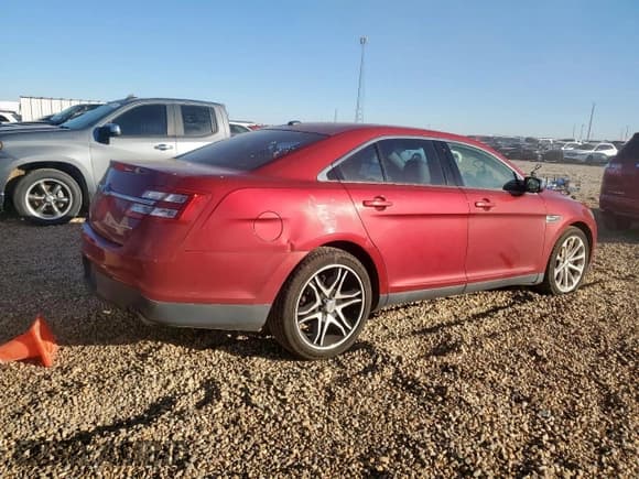 ✅ 2014 Ford Taurus Limited • VIN: 1FAHP2F81EG117453 • Lot: 90626105. Listed on Copart with 173,174 mi. Free auction sales archive from the USA and detailed vehicle history report at DreamBid. Image 3.
