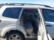 ✅ 2010 Subaru Forester X • VIN: JF2SH6BC5AH912221 • Лот: 43579574. Опубликован ранее на IAAI с пробегом 242 727 миль. Бесплатный доступ к архиву аукционных продаж из США и подробный отчёт об истории автомобиля на DreamBid. Изображение 8.