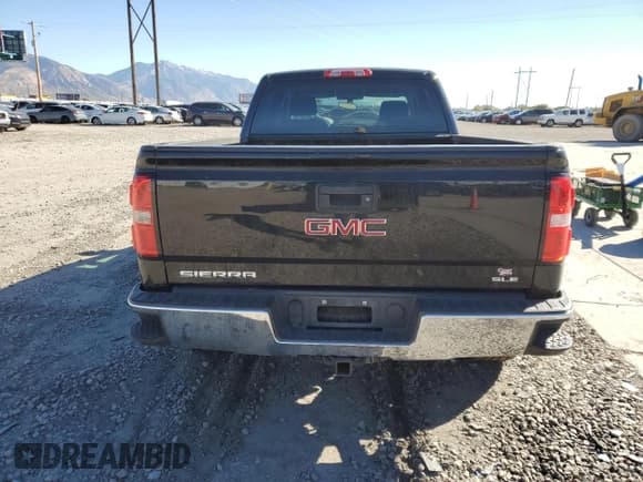 ✅ 2014 GMC Sierra 1500 SLE • VIN: 3GTU2UEC2EG438138 • Лот: 87310445. Опубликован ранее на Copart с пробегом 287 687 миль. Бесплатный доступ к архиву аукционных продаж из США и подробный отчёт об истории автомобиля на DreamBid. Изображение 6.