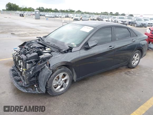 ✅ 2021 Hyundai Elantra SE • VIN: 5NPLL4AG9MH014155 • Lot: 42738392. Listed on IAAI with 39,207 mi. Free auction sales archive from the USA and detailed vehicle history report at DreamBid. Image 18.